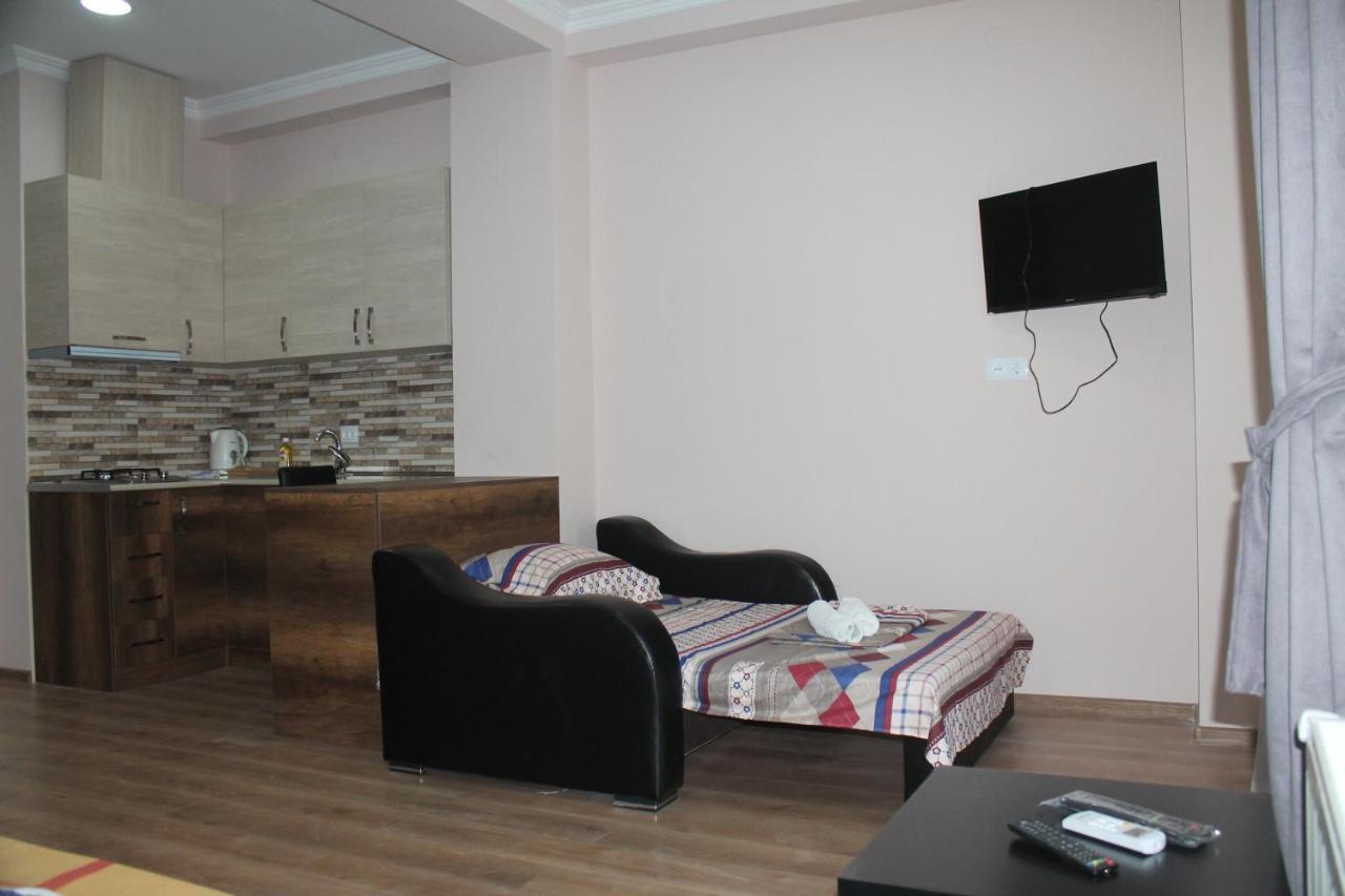 Lali'S Apartment Tbilisi Bagian luar foto