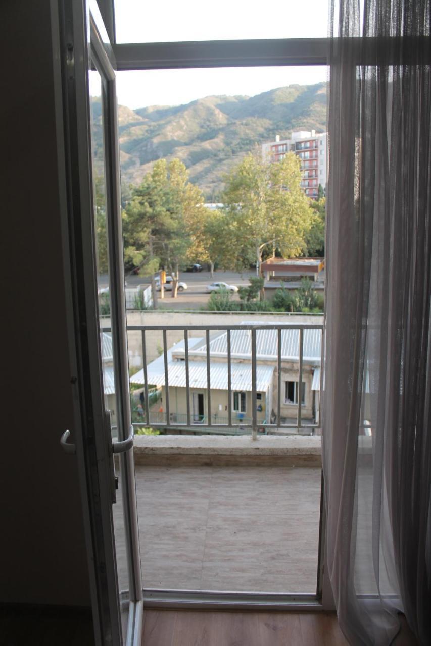 Lali'S Apartment Tbilisi Bagian luar foto